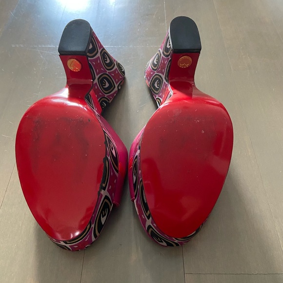 Slip-on Shoes - Picture 4 of 8